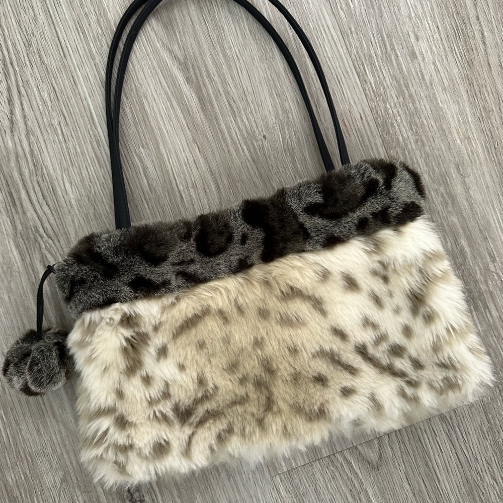 Y2K| Furry Handbag